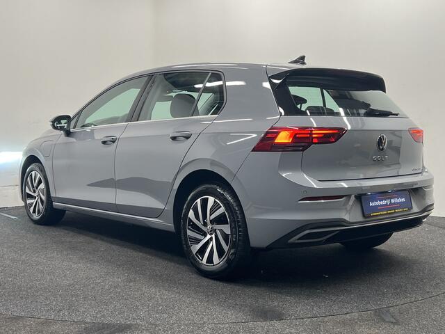 Volkswagen GOLF 1.4 eHybrid Style | NAVI | MASSAGE | STOEL-/STUURVERWARMING | ACC |