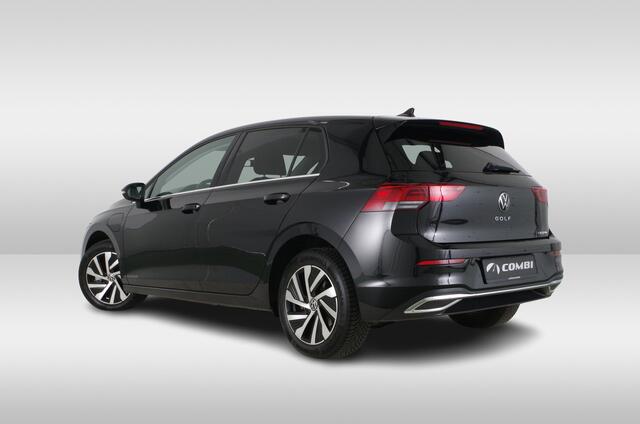 Volkswagen GOLF 1.4 eHybrid Style > 204pk/Pano.schuif/Memory/IQ.Light/trekhaak/Sportstoelen...