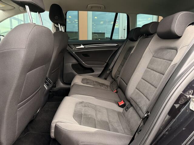 Volkswagen GOLF Variant 1.4 TSI Highline | Led | ACC | Massage | Stoelverwarming | Afn Trekhaak | Achtruitrijcamera |