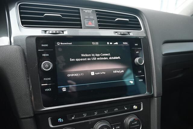 Volkswagen GOLF Variant Highline 1.4 TSI 140PK