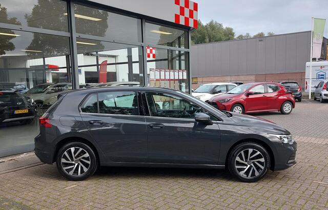 Volkswagen GOLF 1.4 eHybrid Style