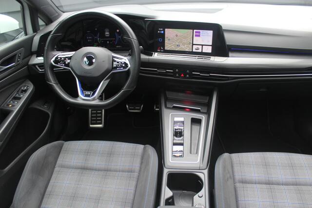 Volkswagen GOLF 1.4 eHybrid GTE - CARPLAY - PANODAK - 18 INCH - FULL LED - VIRT. COCKPIT -