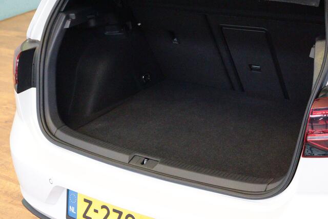 Volkswagen GOLF 1.4 TSI PHEV GTE 51/200 | NAVI | CAMERA + PDC | LEER | ADAP CRUISE | VIRTUAL COCKPIT |