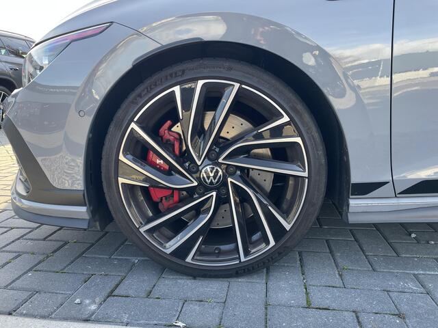 Volkswagen GOLF 2.0 TSi GTi Clubsport 416 Pk Stage 1+ Automaat | Panoramadak | Head-Up | Harman Kardon | Sportstoelen | CarPlay | LED | 19 Inch | Volledige Onderhoudshistorie | 55.369 Km!!