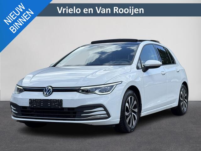 Volkswagen GOLF 2.0 TDI Active Automaat | Trekhaak elektrisch | Pano | IQ Light | Digitaal Dashboard | HUD | Clima | 16"LMV | Camera ( Vestiging - Nieuwegein )