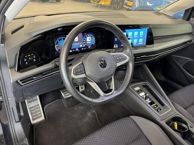 Volkswagen GOLF 2.0 TDI Active Automaat | Trekhaak elektrisch | Pano | IQ Light | Digitaal Dashboard | HUD | Clima | 16"LMV | Camera ( Vestiging - Nieuwegein )