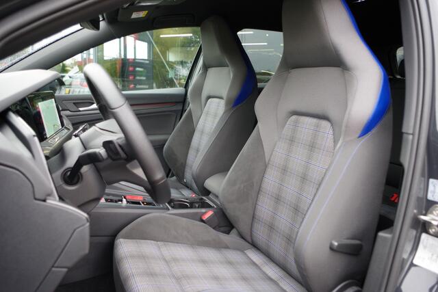 Volkswagen GOLF 1.4 eHybrid GTE 245 PK PHEV, Adap. Cruise Control, LED, Camera, Stoelverwarming