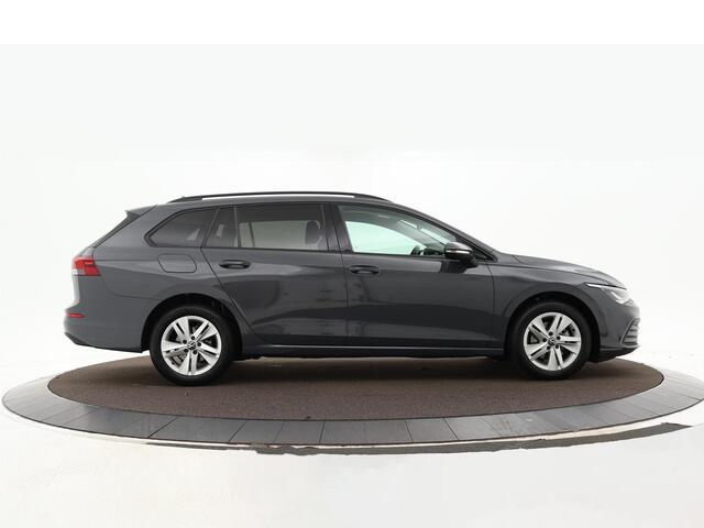 Volkswagen GOLF Variant 1.0 TSI 110pk Life · Camera · Elek. Trekhaak · Apple/Android Car Play · Navigatie · P-sensoren · 16'' Inch · Garantie t/m 08-05-2027 of 100.000km