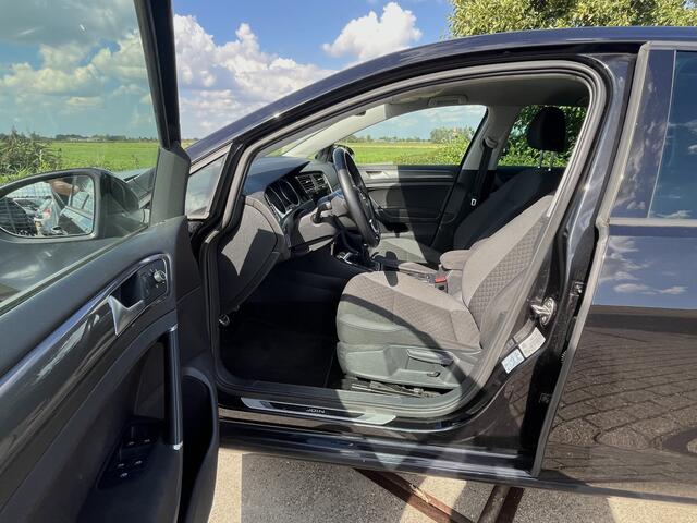 Volkswagen GOLF 1.0 TSI Trendline