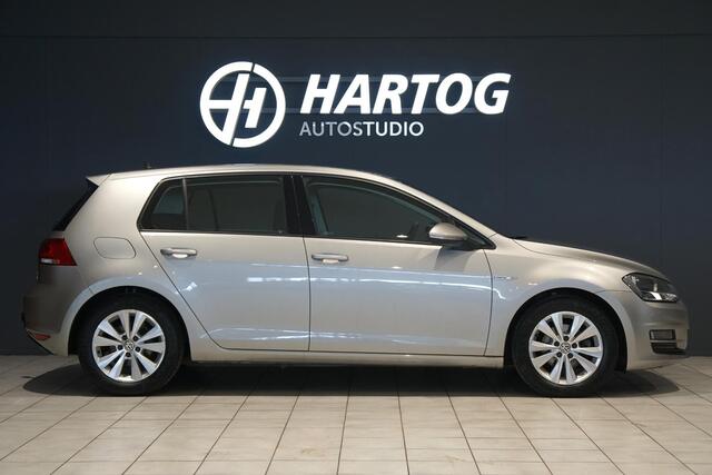 Volkswagen GOLF 1.0 TSI Business Edition Connected + CAMERA / NAVIGATIE / SENSOREN