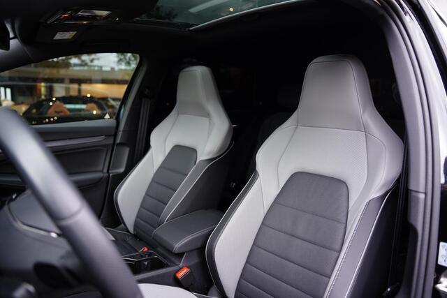 Volkswagen GOLF 1.5 E-Hybrid GTE Head up Panoramadak Apple Carplay