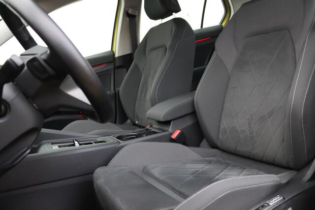 Volkswagen GOLF 1.4 TSI eHybrid Style 204pk DSG6