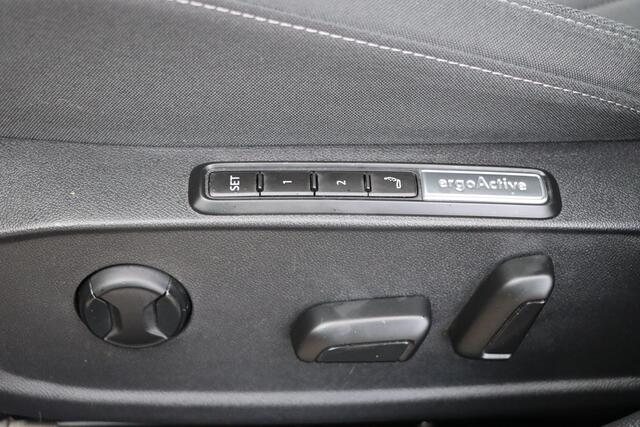 Volkswagen GOLF 1.4 TSI eHybrid Style 204pk DSG6