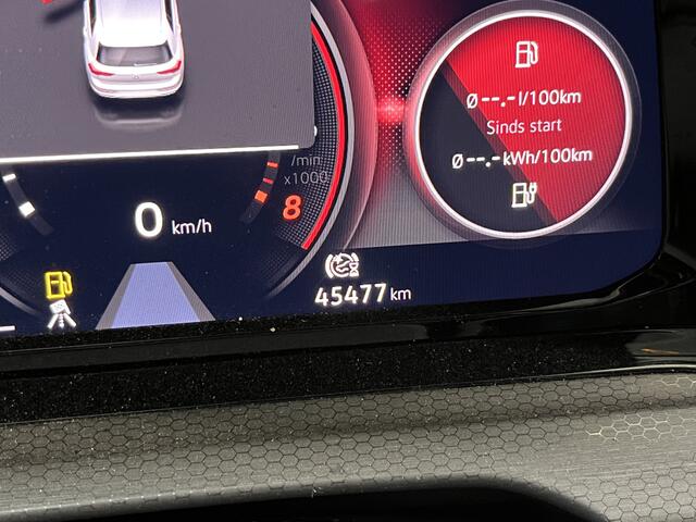 Volkswagen GOLF 1.4 eHybrid GTE / AUTOMAAT/ 245PK/ APP-CONNECT/ NAVI/ DIGITAL DASH/ MATRIX/ ADAPT. CRUISE/ 18" LMV/ PARK. SENSOREN/ CLIMA/ STOEL-STUUR VERWARM.