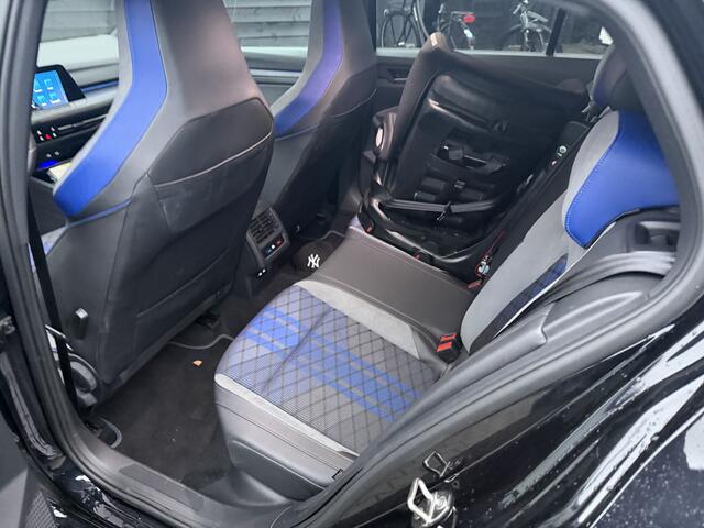 Volkswagen GOLF 2.0 TSI R 4Motion Performance | Akra | Pano | HUD | H&K | 320pk 2021 1e eigenaar