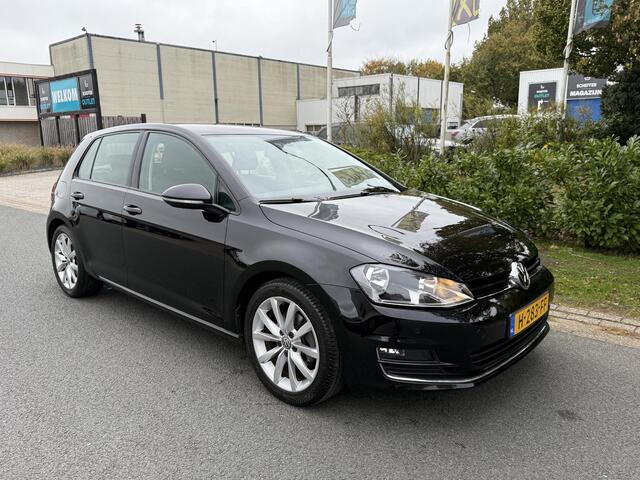 Volkswagen GOLF 1.6 TDI 110PK DSGoNavioTrekhaak