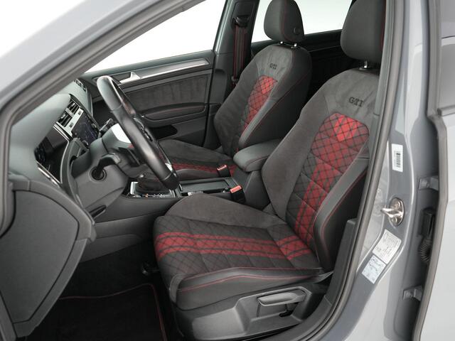 Volkswagen GOLF GTI TCR 2.0 290pk TSI |Performance pack|panoramadak|Dynaudio|DCC|Apple Carplay|parkeercamera|blind spot|19" lichtmetalen velgen|stoelverwarming|