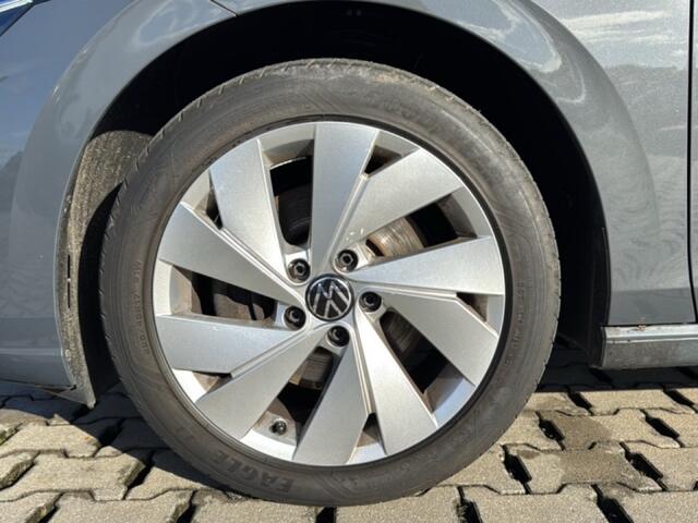 Volkswagen GOLF 2.0 TDI DSG STYLE CAMERA/NAVI/ACC/STOEL+STUURVERW./CARPLAY