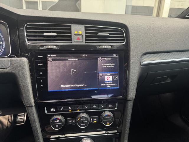 Volkswagen GOLF 1.4 TSI Highline Business R / Panoramadak / Camera / Leder / Keyless / Dynaudio / 19'' / Navi. Proff / Stoelverwarming / DAB / Dodehoek / ACC