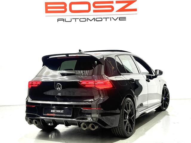 Volkswagen GOLF 8R 2.0 TSI R 4Motion Performance AKRA PANO