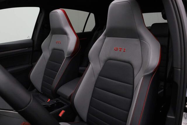 Volkswagen GOLF 2.0 TSI 300 pk DSG GTI Clubsport | Panoramadak | Akrapovic | Leder | Ventilatie-/geheugenstoel | Harman/Kardon | IQ Light