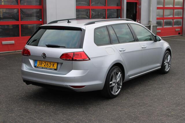 Volkswagen GOLF Variant 1.0 TSI Navi/Camera/Sportstoel/17inch
