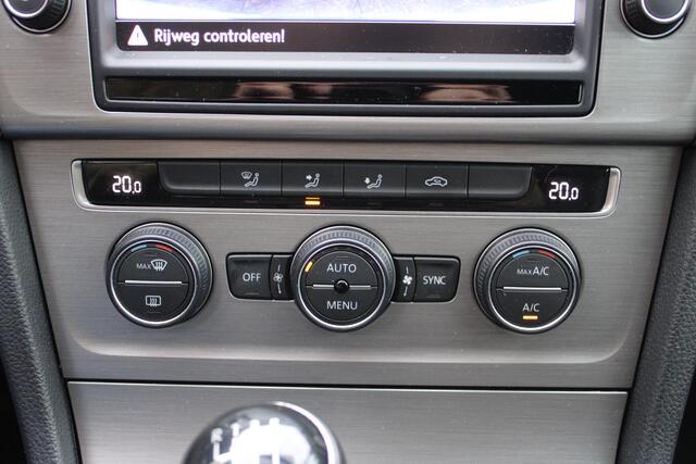 Volkswagen GOLF Variant 1.0 TSI Navi/Camera/Sportstoel/17inch