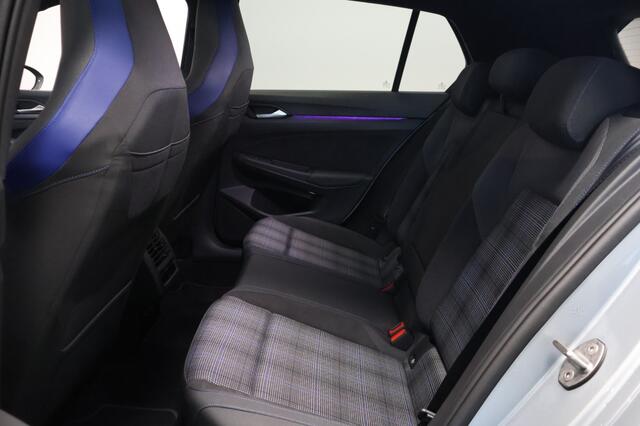 Volkswagen GOLF 1.5 eHybrid GTE 272pk | Matrix LED | ACC | Apple Carplay