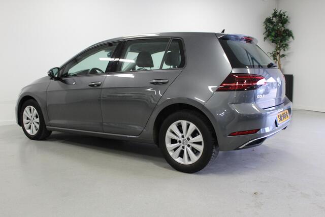 Volkswagen GOLF 1.6 TDI Comfortline Business | PDC-V/A | CARPLAY | ACC | 16'LMV | NAVIGATIE | LED | ELEK-RAMEN | DAB |