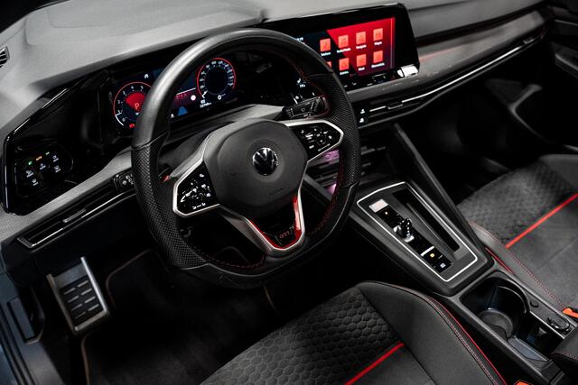 Volkswagen GOLF 2.0 TSI GTI *Clubsport / Schuif-/kanteldak / Stuurverwarming / Adaptieve Cruise Control*