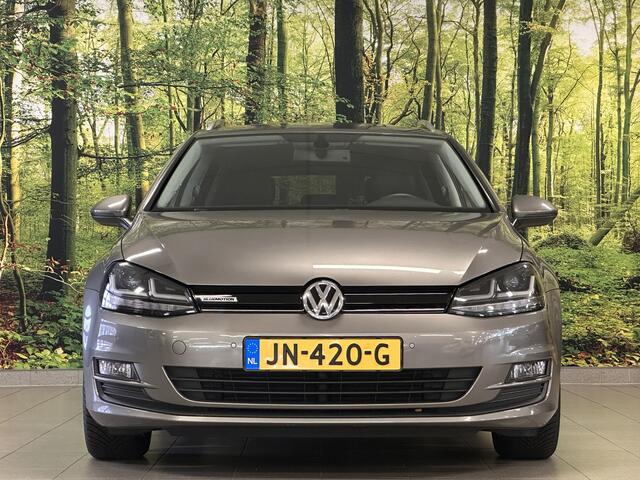 Volkswagen GOLF Variant 1.0 TSI Connected Series | Trekhaak | Achteruitrijcamera | Cruise Control | Apple Carplay/Android Auto | Parkeersensoren | DAB | Navigatie | Airconditioning |