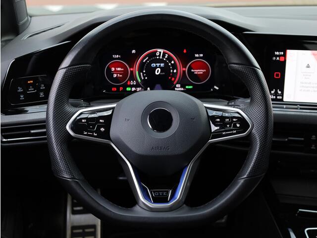Volkswagen GOLF GTE 1.4 eHybrid 245PK | Achteruitrijcamera | Stoel&Stuurverwarming | Carplay/Android | 18"Inch |