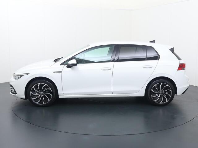 Volkswagen GOLF 1.5 TSI Style | 130 PK | Multifunctioneel stuurwiel | Cruisecontrol | Achteruitrij camera |