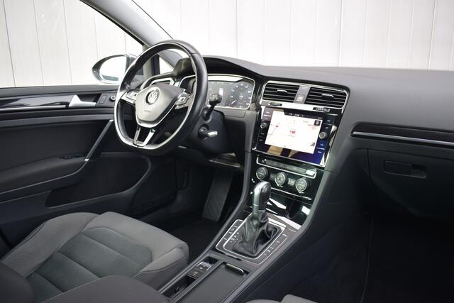 Volkswagen GOLF Variant 1.5 TSi Automaat Highline LED | Dynaudio | Virtual | Carplay | Afn. Trekhaak | Dealer Onderhouden!!