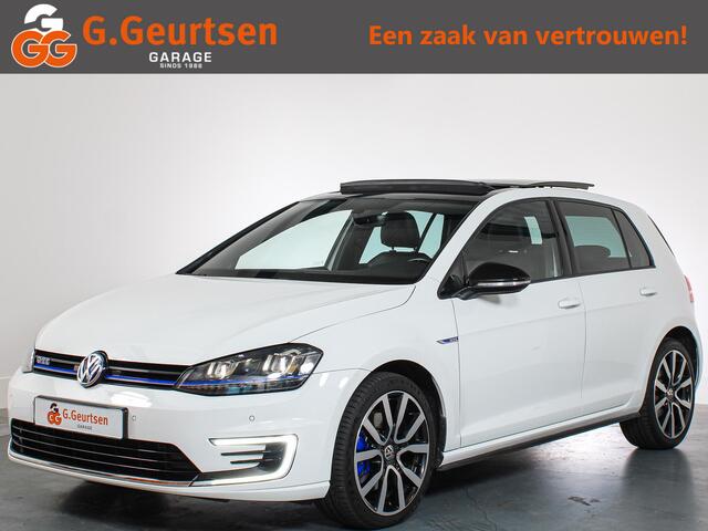 Volkswagen GOLF 1.4 TSI GTE, Panoramadak, Apple Carplay/Android auto, Leder, DAB, Goed onderhouden
