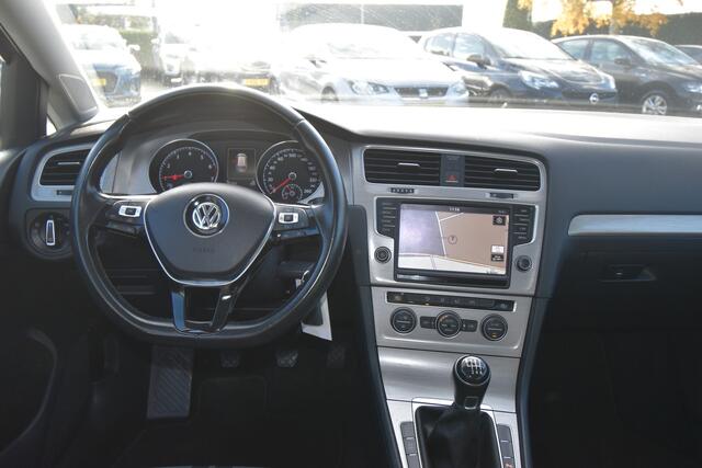 Volkswagen GOLF Variant 1.0 TSI Connected Series , A UITRIJ CAM , CLIMATR , CR CONTR , NAVI , BL TOOTH , PDC V+A , LMV16 ,