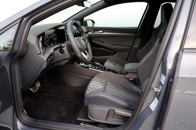 Volkswagen GOLF 1.5 eTSI R-Line Edition - 150 pk **Camera / Keyless / 18 inch