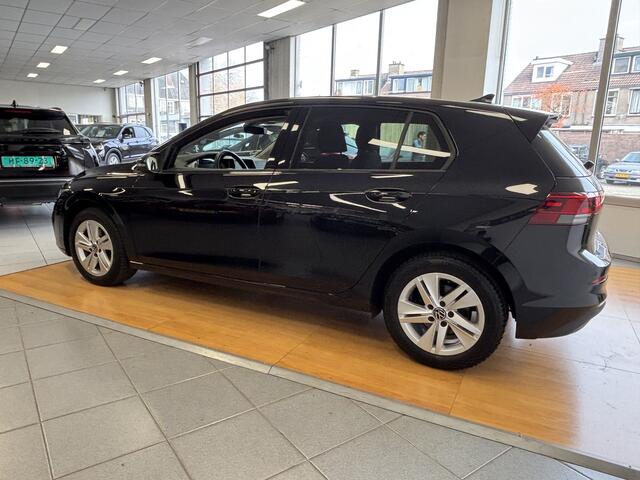 Volkswagen GOLF 1.0 TSI * BOMVOL * NAVI * STOEL+STUURVERW. * CARPLAY