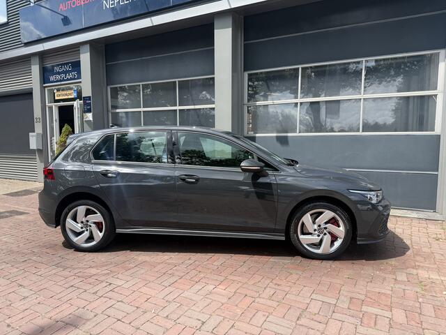 Volkswagen GOLF 1.4 eHybrid GTE 18inch,adoptieve Bj 2022 km 70.000 245PK 1e eigenaar apk 2027