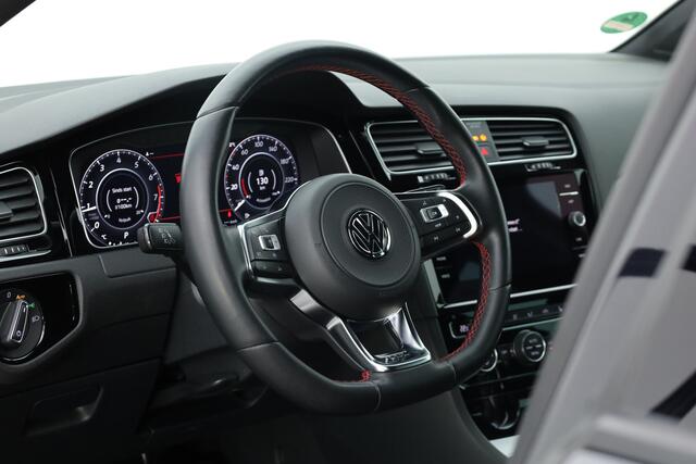 Volkswagen GOLF 2.0 TSI GTI Performance | Digi. Dashboard | 18'' | Apple CarPlay | Camera | Adapt. Cruise | Stoelverw.
