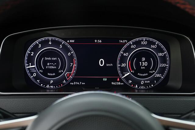 Volkswagen GOLF 2.0 TSI GTI Performance | Digi. Dashboard | 18'' | Apple CarPlay | Camera | Adapt. Cruise | Stoelverw.
