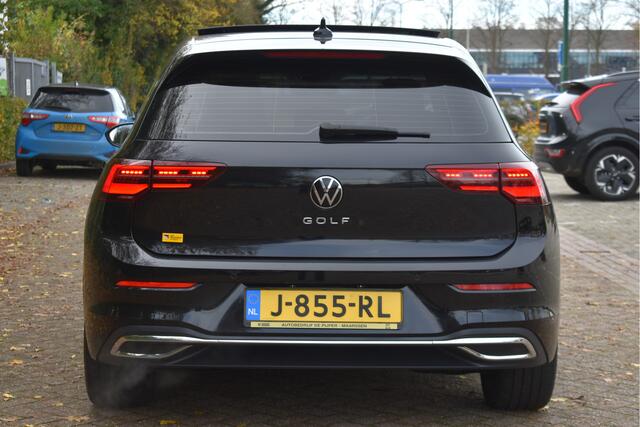 Volkswagen GOLF 1.5 eTSI 1st Edition | Open dak | Virtual Cockpit | Carplay | Massagestoel | Nav | Adapt.CC | DAB | Full LED | Compleet