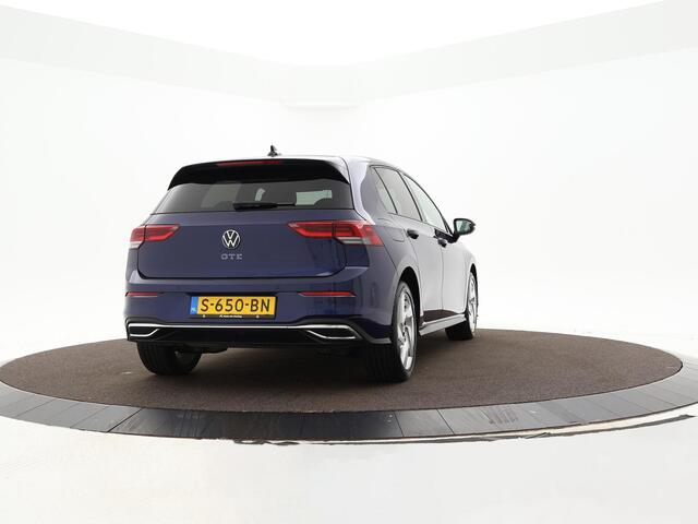 Volkswagen GOLF 1.4 245pk DSG eHybrid GTE · Apple/Android Car Play · Head-up Display Navigatie · Keyless · Sfeerverlichting · P-Sensoren · 17'' Inch · Garantie t/m 20-01-2027 of 100.000km