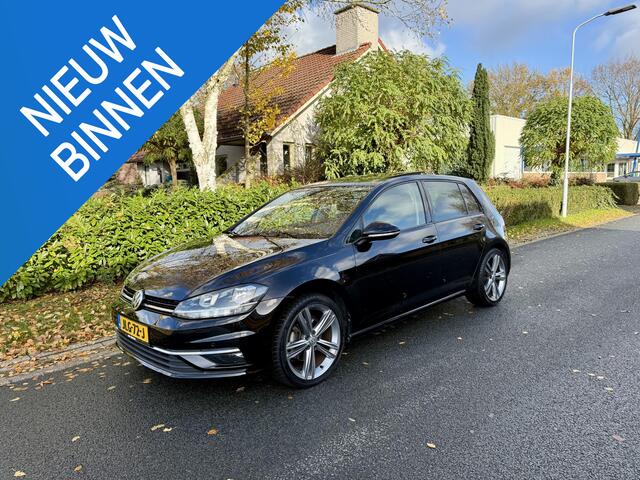 Volkswagen GOLF 1.5 TSI DSG 150PK R-LineoPanooNavioCamera