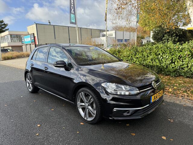 Volkswagen GOLF 1.5 TSI DSG 150PK R-LineoPanooNavioCamera