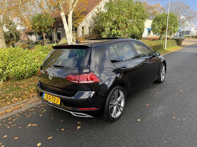 Volkswagen GOLF 1.5 TSI DSG 150PK R-LineoPanooNavioCamera