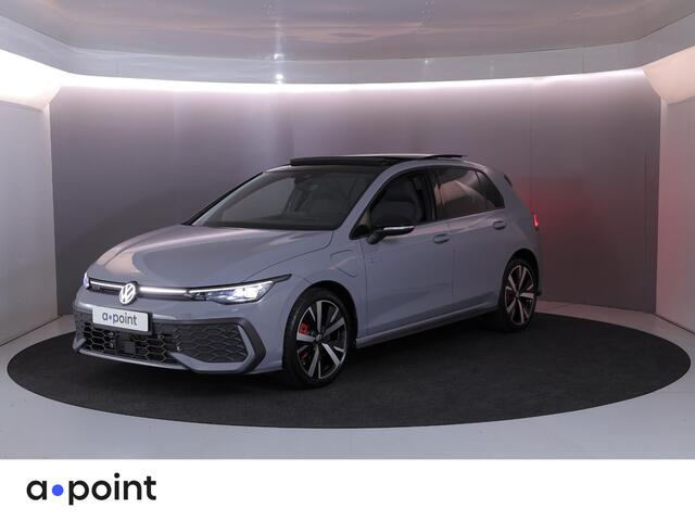 Volkswagen GOLF 1.5 eHybrid GTE 272 pk Automaat (DSG) | Verlengde garantie | Navigatie | Panoramadak | Trekhaak (wegklapbaar) | Parkeersensoren | Achteruitrijcamera | Stoelverwarming | Black Style pakket |