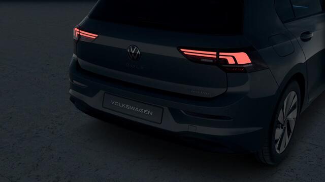 Volkswagen GOLF 1.5 eHybrid 204 6DSG eHybrid Life Edition Automaat