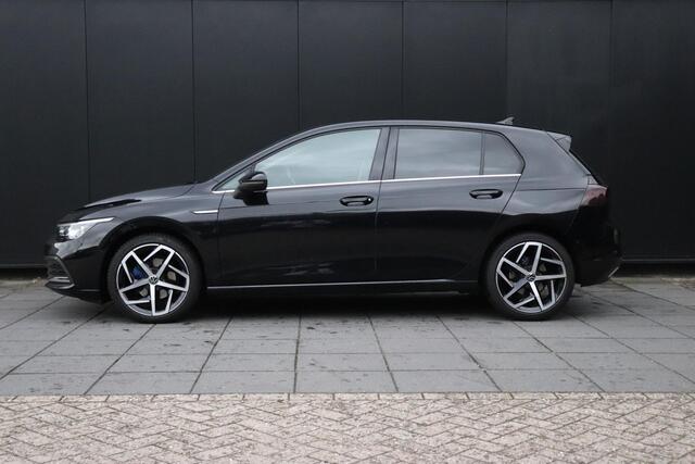 Volkswagen GOLF 1.5 TSI Style | MEMORY | PANODAK | HEAD-UP | CAMERA | NAVI | CRUISE |