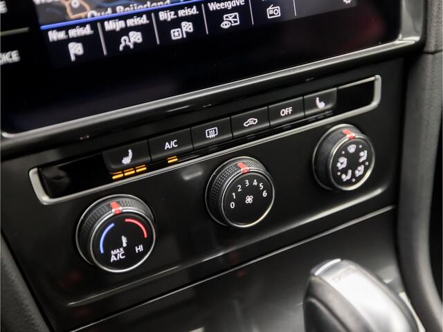Volkswagen GOLF 1.0 TSI Highline Sportline Automaat (APPLE CARPLAY, GROOT NAVI, STOELVERWARMING, GETINT GLAS, ALCANTARA, ADAPTIVE CRUISE, SPORTSTOELEN, LM VELGEN, PARKEERSENSOREN, NIEUWSTAAT)